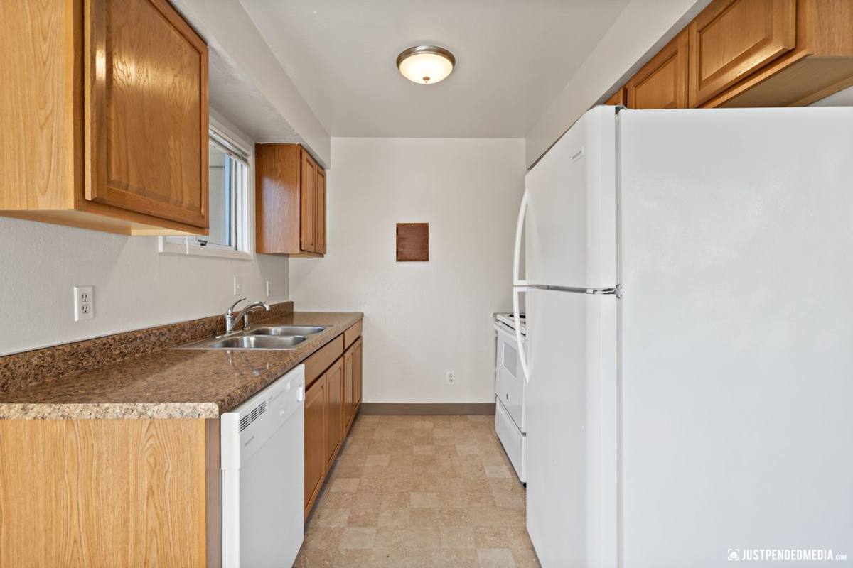 Apartment for rent at 2906 W 32nd Ave, Anchorage, AK 99517