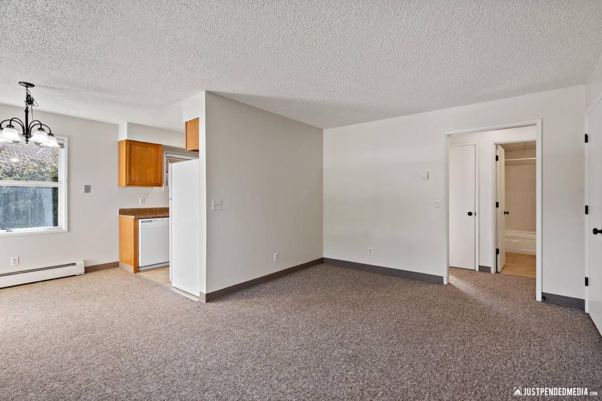 Apartment for rent at 2906 W 32nd Ave, Anchorage, AK 99517