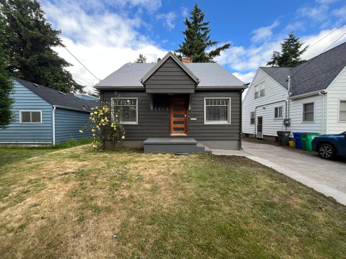 House for rent at 1723 NE 60th Ave, Portland, OR 97213