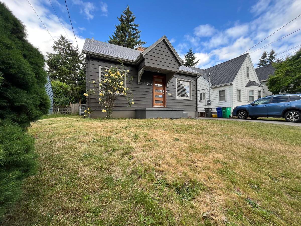 House for rent at 1723 NE 60th Ave, Portland, OR 97213