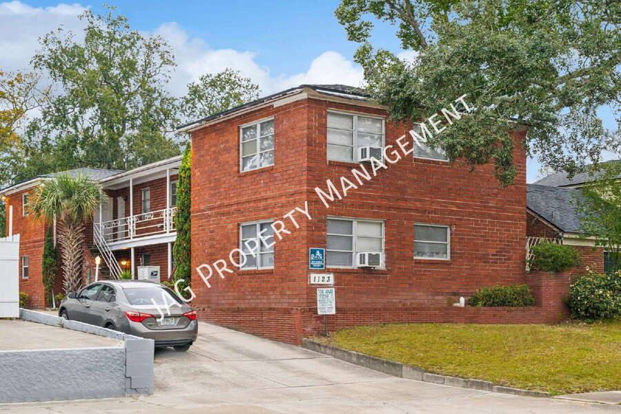 Apartment for rent at 1123 Lasalle St #8, Jacksonville, FL 32207