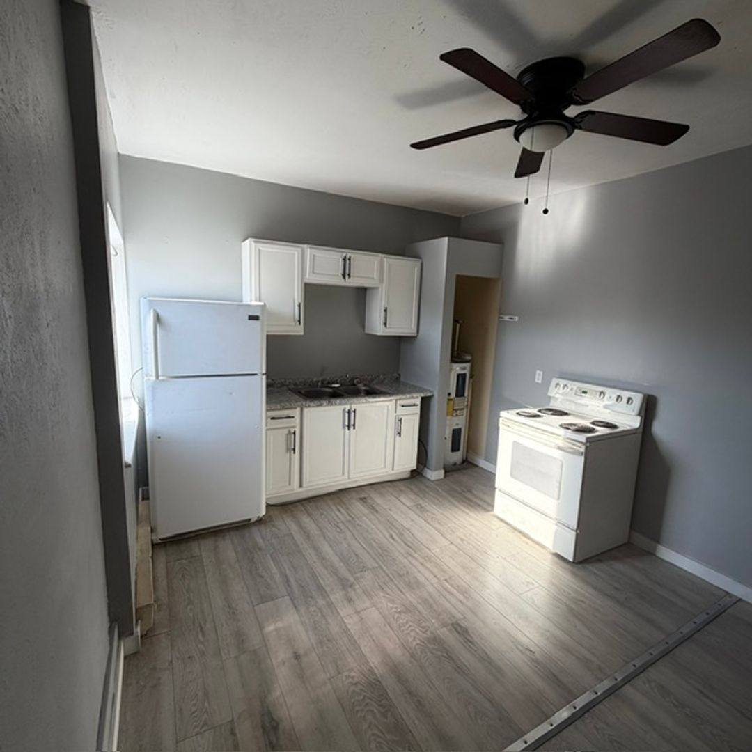Apartment for rent at 9722 Lorain Ave, Cleveland, OH 44102