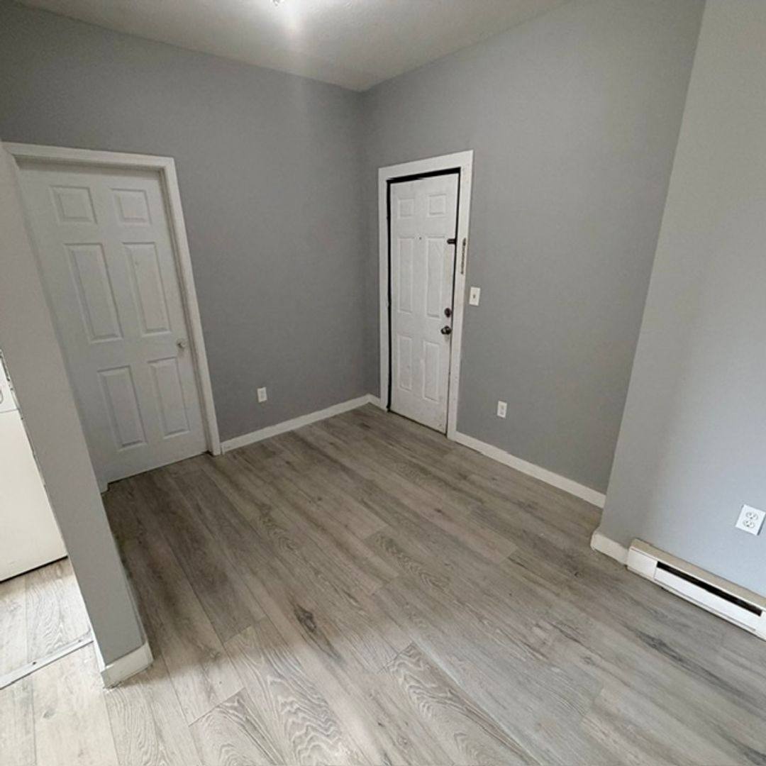 Apartment for rent at 9722 Lorain Ave, Cleveland, OH 44102