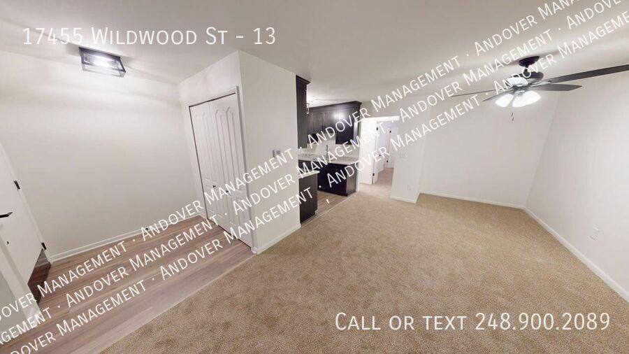 Townhouse for rent at 17455 Wildwood St #13, Roseville, MI 48066