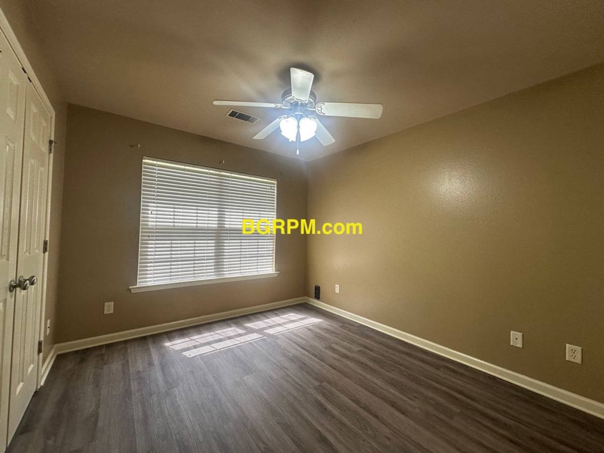 Apartment for rent at 908-912 A & B Stanphil Rd, Jacksonville, AR 72076