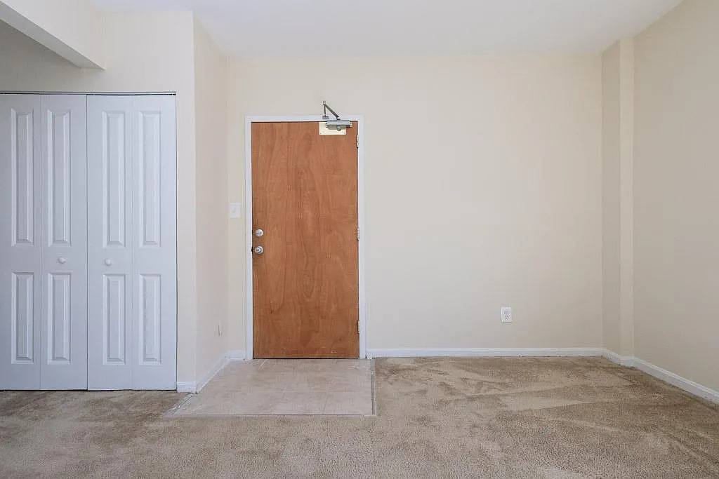 Apartment for rent at 219 S Payne St #201, Alexandria, VA 22314