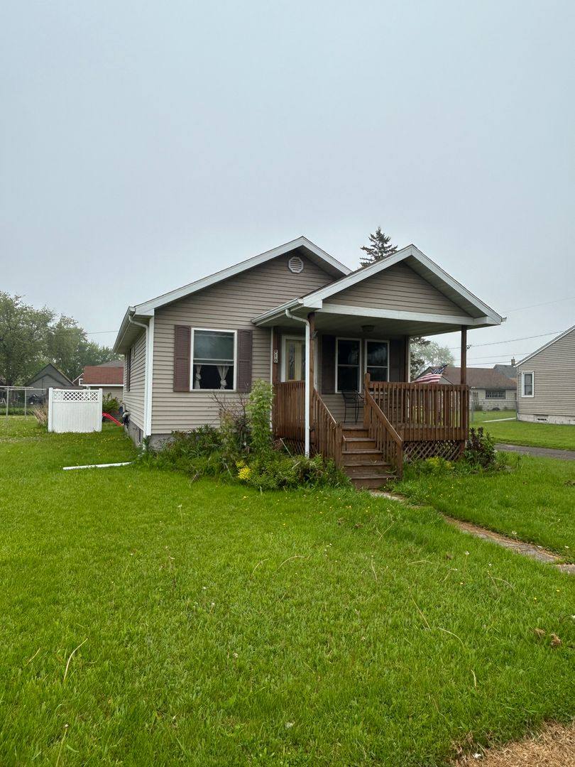 House for rent at 910 Grand Ave, Stetsonville, WI 54480