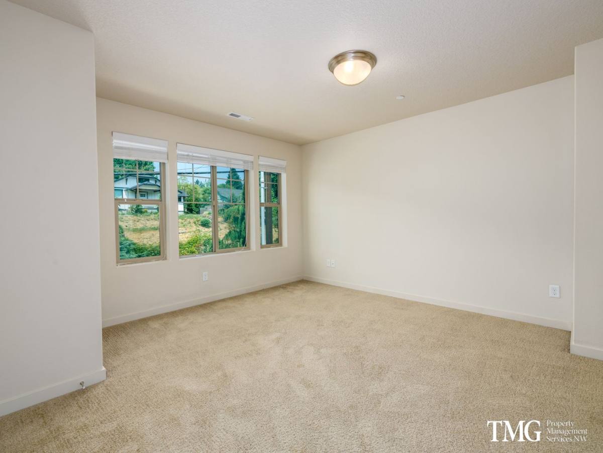 Townhouse for rent at 710 NW 7th Ave, Camas, WA 98607