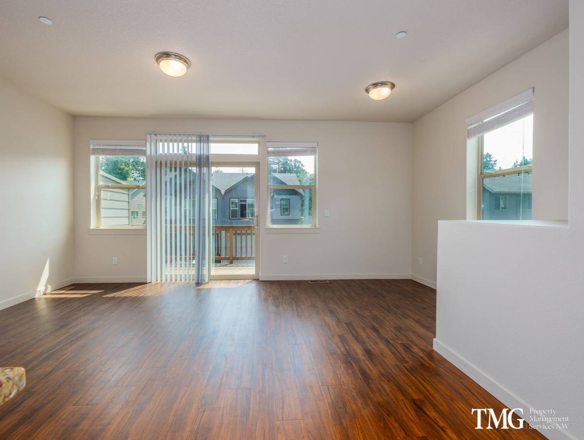 Townhouse for rent at 710 NW 7th Ave, Camas, WA 98607