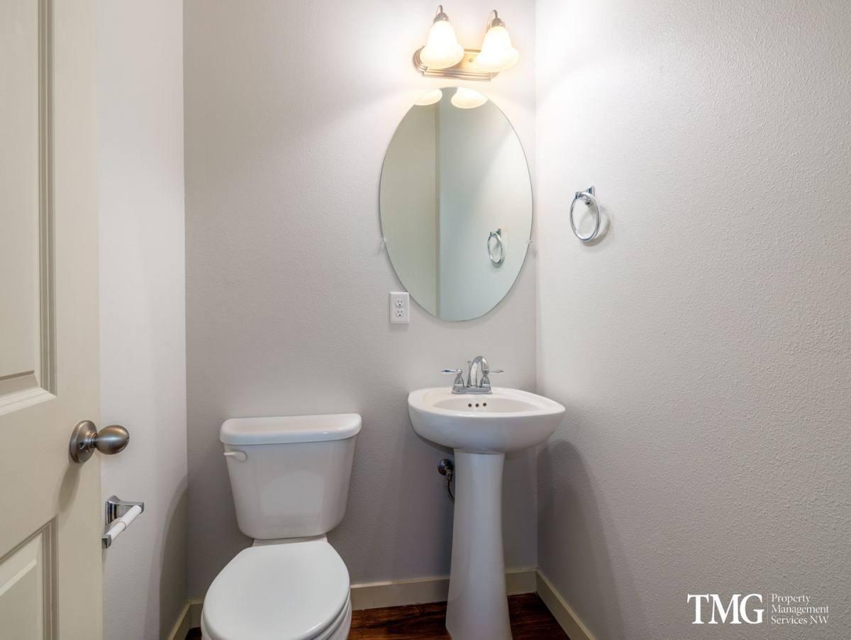 Townhouse for rent at 710 NW 7th Ave, Camas, WA 98607