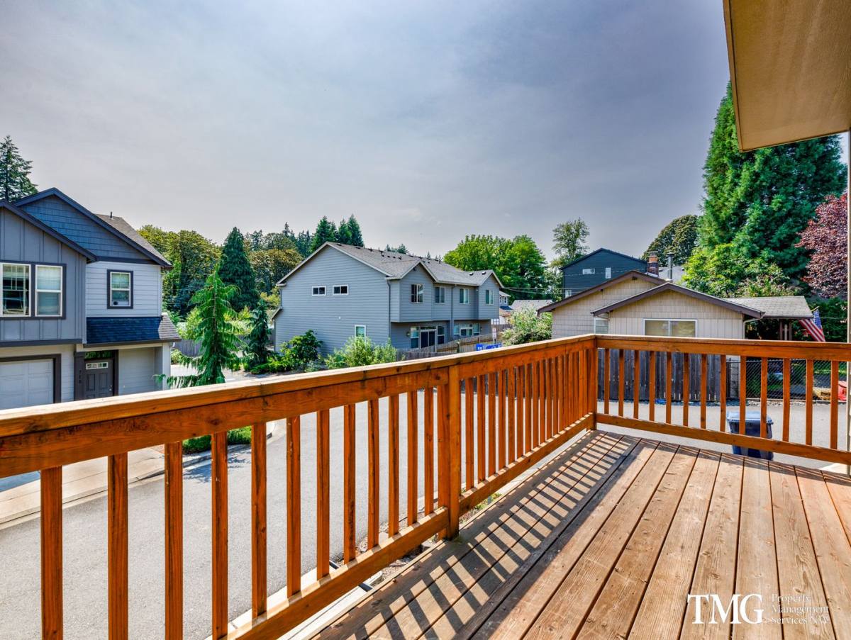 Townhouse for rent at 710 NW 7th Ave, Camas, WA 98607