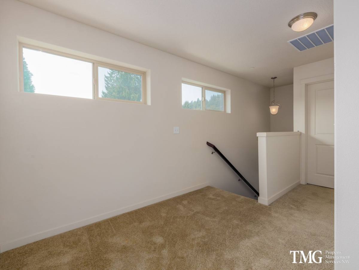 Townhouse for rent at 710 NW 7th Ave, Camas, WA 98607