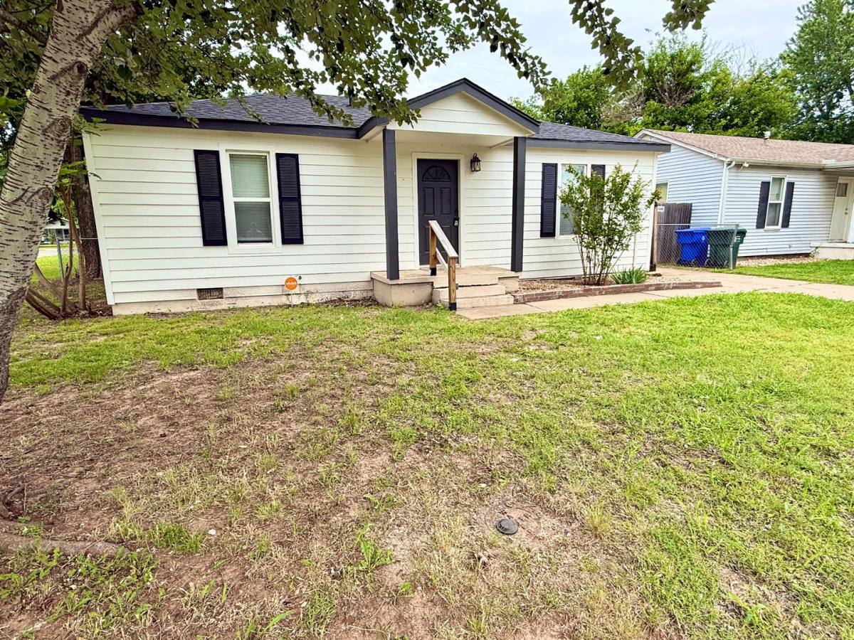 House for rent at 602 Tiffin Ave, Norman, OK 73071