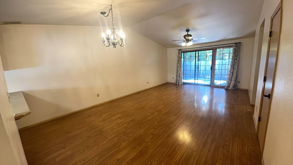 House for rent at 654 Golden Lane, Medford, OR 97504