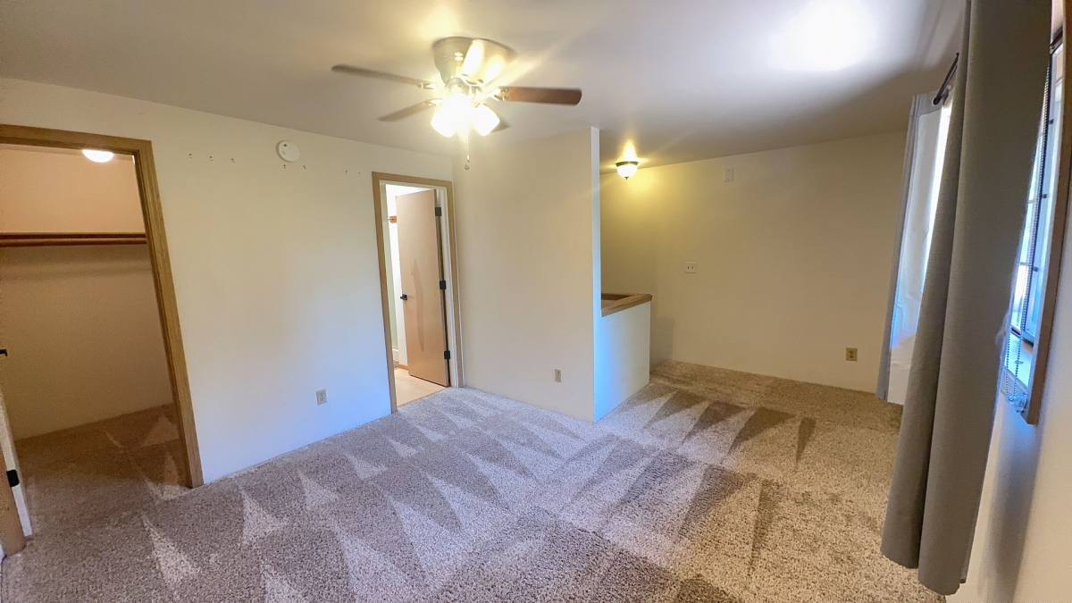 House for rent at 654 Golden Lane, Medford, OR 97504