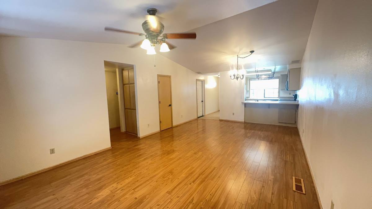 House for rent at 654 Golden Lane, Medford, OR 97504