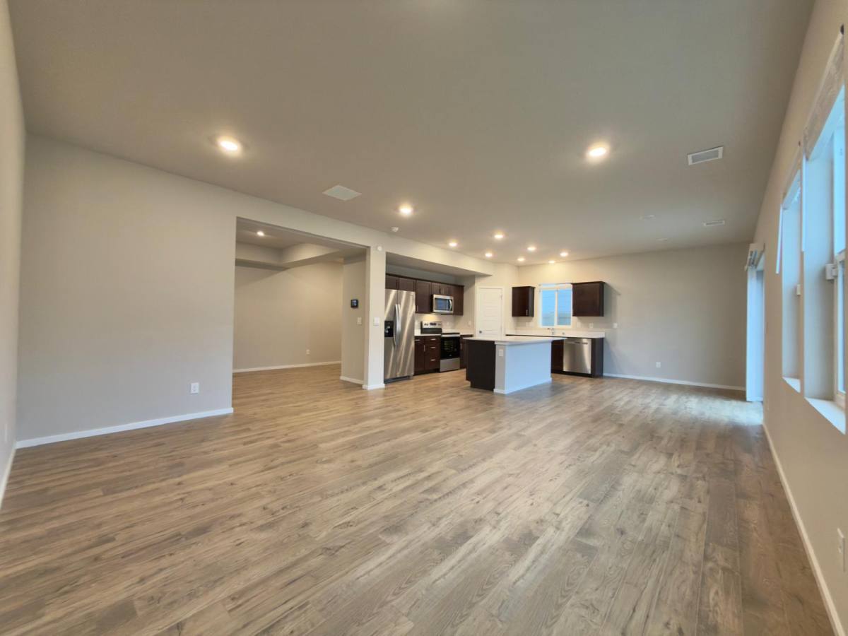 House for rent at 3883 Clinton Rd, Spokane, WA 99206