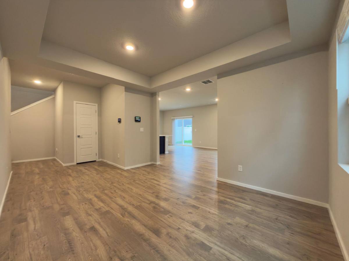 House for rent at 3883 Clinton Rd, Spokane, WA 99206