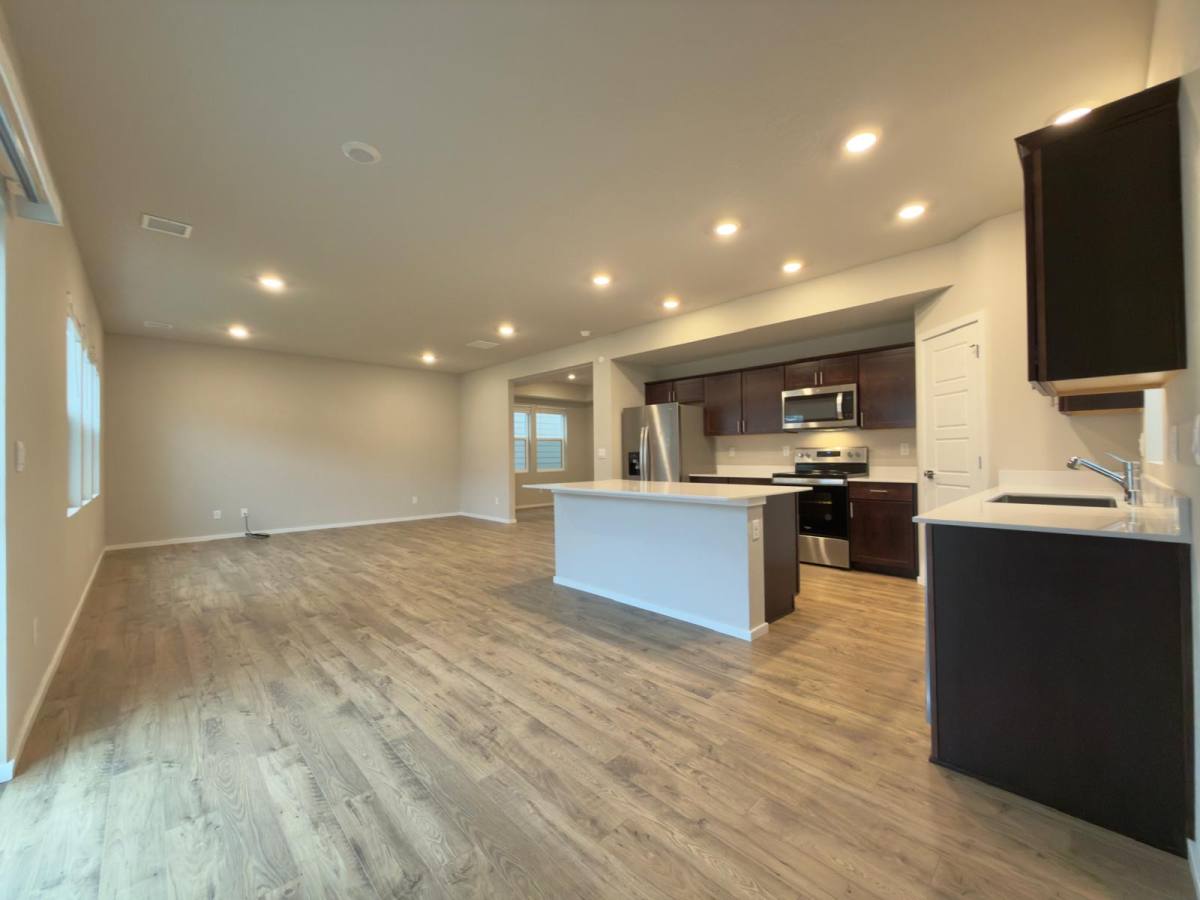 House for rent at 3883 Clinton Rd, Spokane, WA 99206