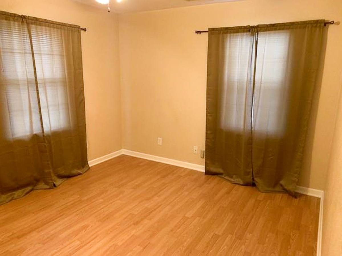 House for rent at 1807 N McDonald Ave, Decatur, TX 76234