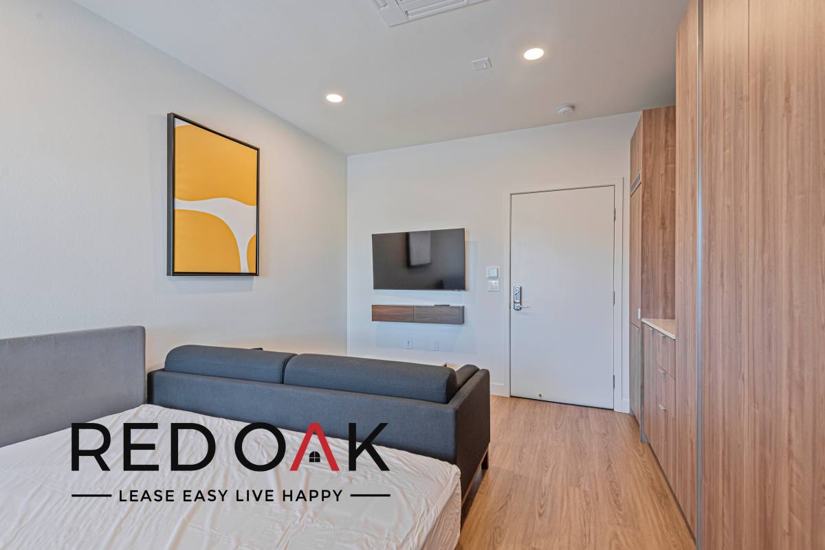 Condo for rent at 7810 Topanga Canyon Blvd #107B, Canoga Park, CA 91304