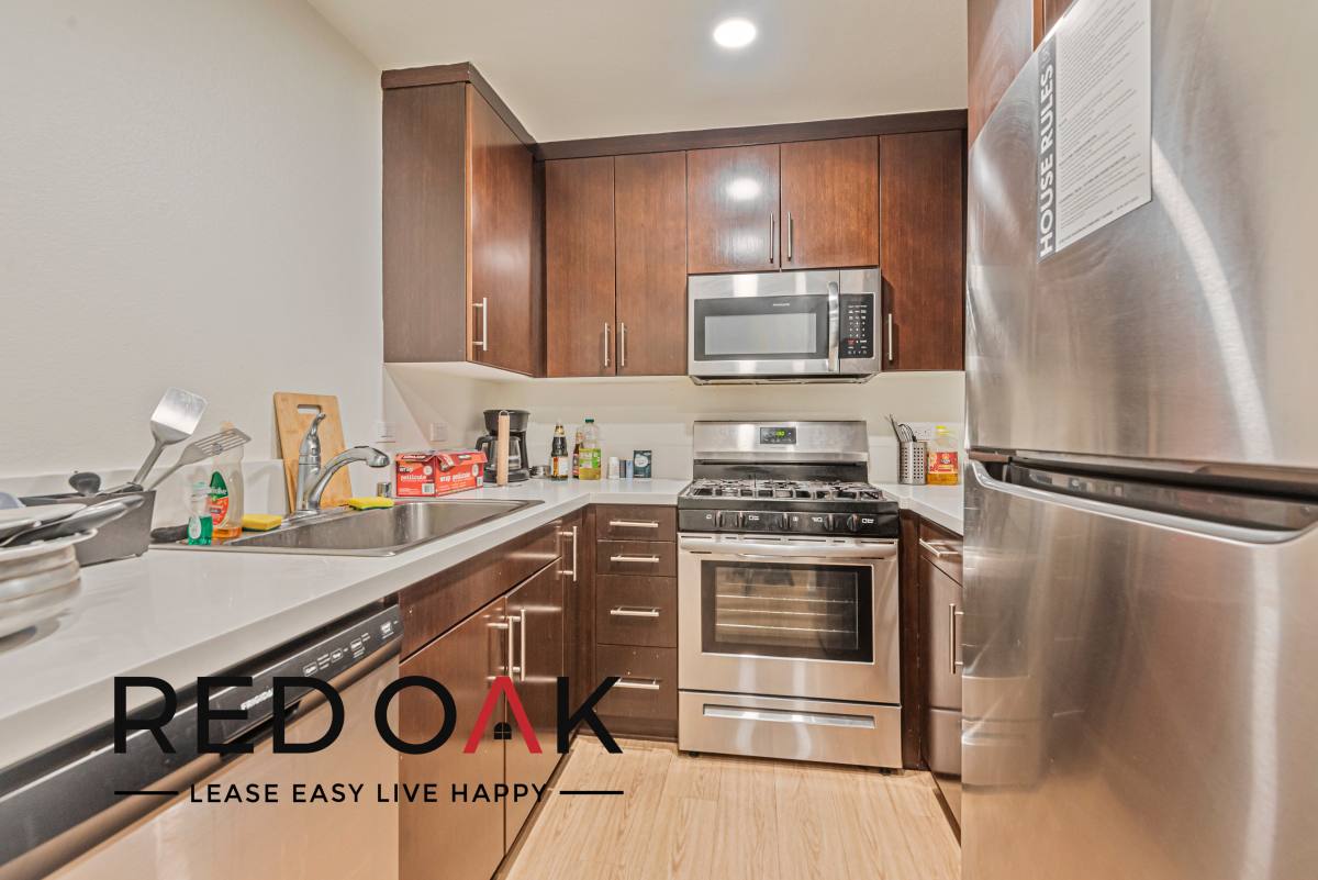 Condo for rent at 7810 Topanga Canyon Blvd #107B, Canoga Park, CA 91304