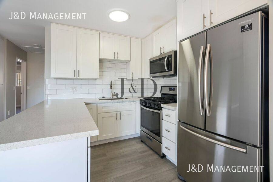 Apartment for rent at 4624 Oregon St #B, San Diego, CA 92116