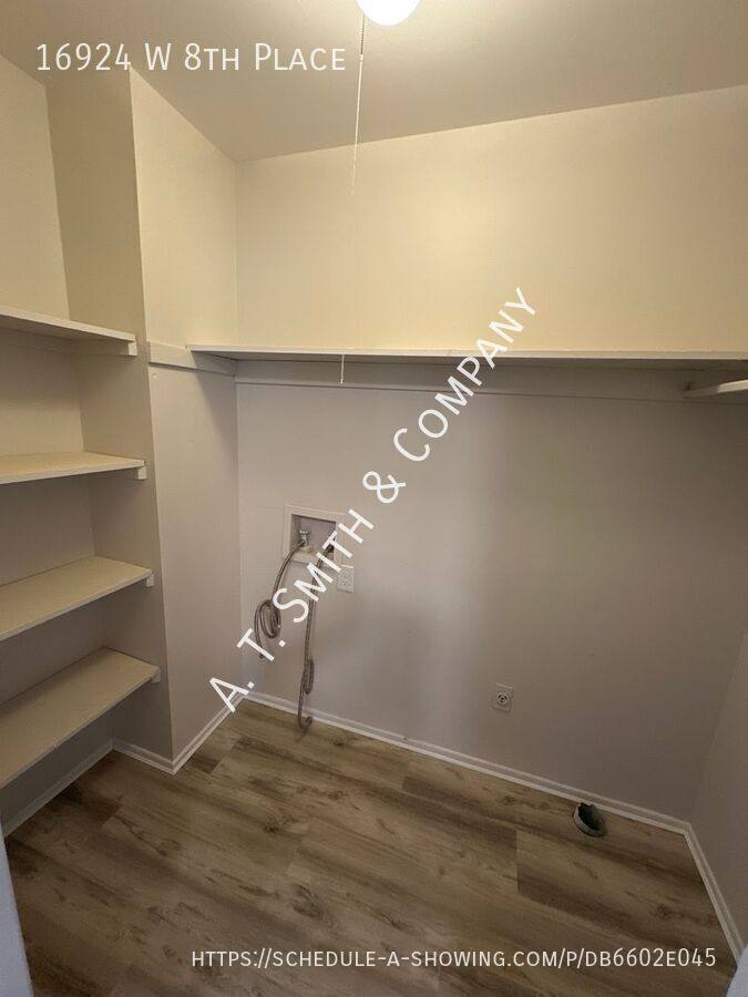 Apartment for rent at 16924 W 8th Place, Golden, CO 80401