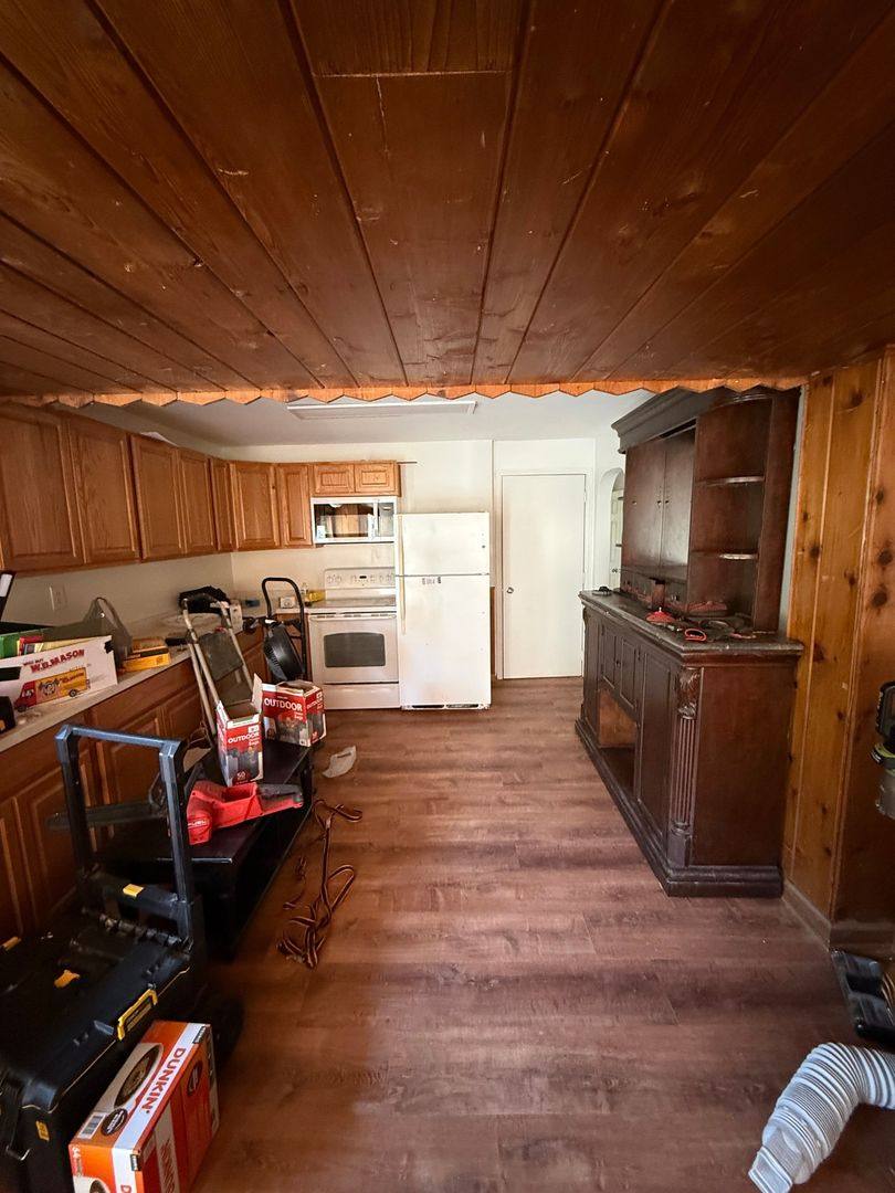 Townhouse for rent at 234 Thurber St, Syracuse, NY 13210