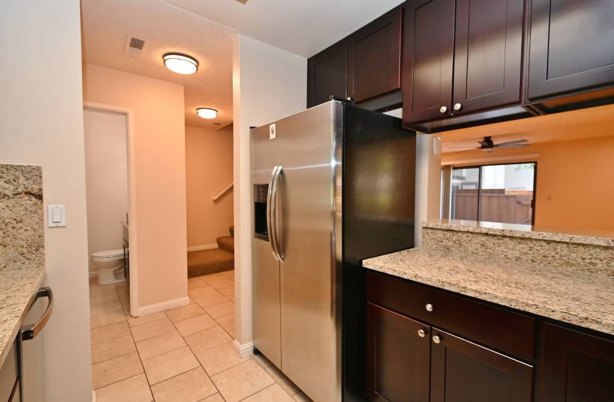 Townhouse for rent at 36895 Newark Blvd #A, Newark, CA 94560