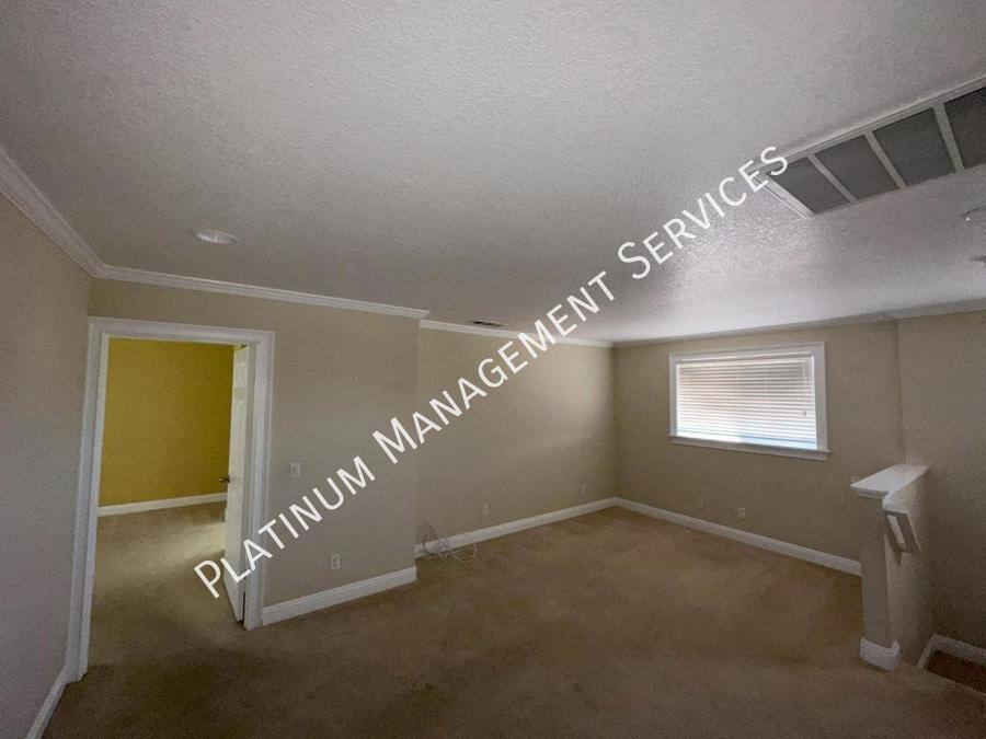 House for rent at 3075 Summer Breeze Ave, Rosamond, CA 93560