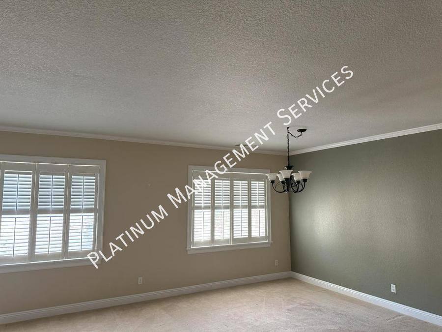 House for rent at 3075 Summer Breeze Ave, Rosamond, CA 93560