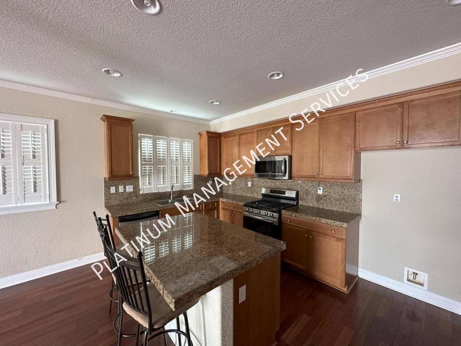 House for rent at 3075 Summer Breeze Ave, Rosamond, CA 93560