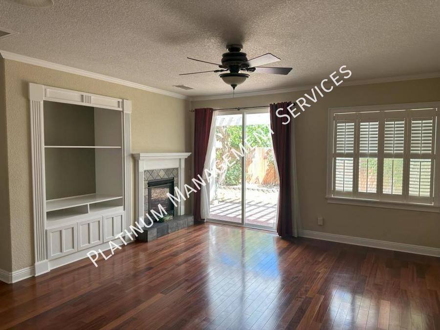 House for rent at 3075 Summer Breeze Ave, Rosamond, CA 93560