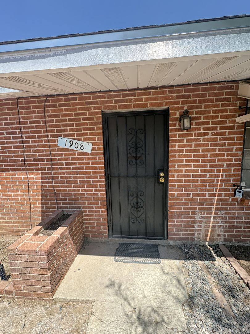House for rent at 1908 N Tucker Dr, Tucson, AZ 85716