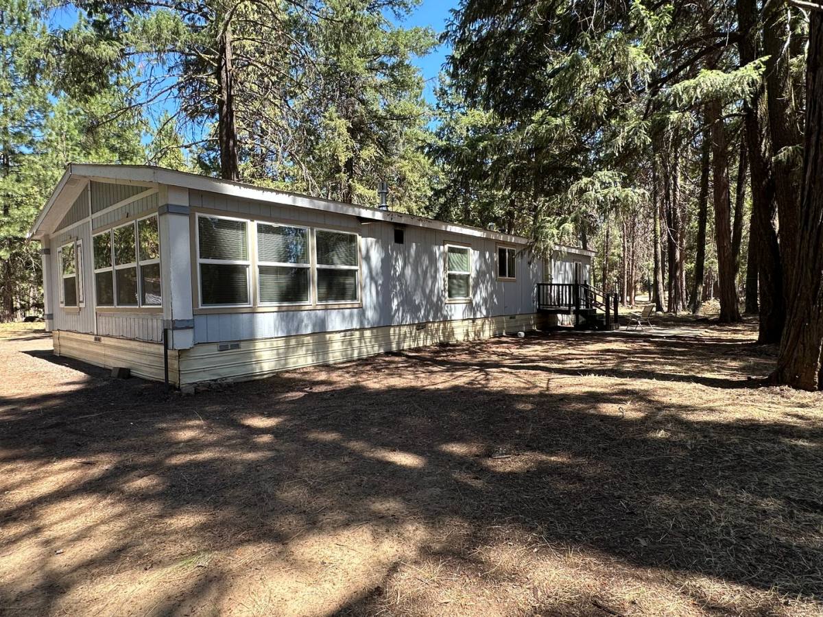 House for rent at 18406 Freight Rd Lane, Klamath Falls, OR 97601