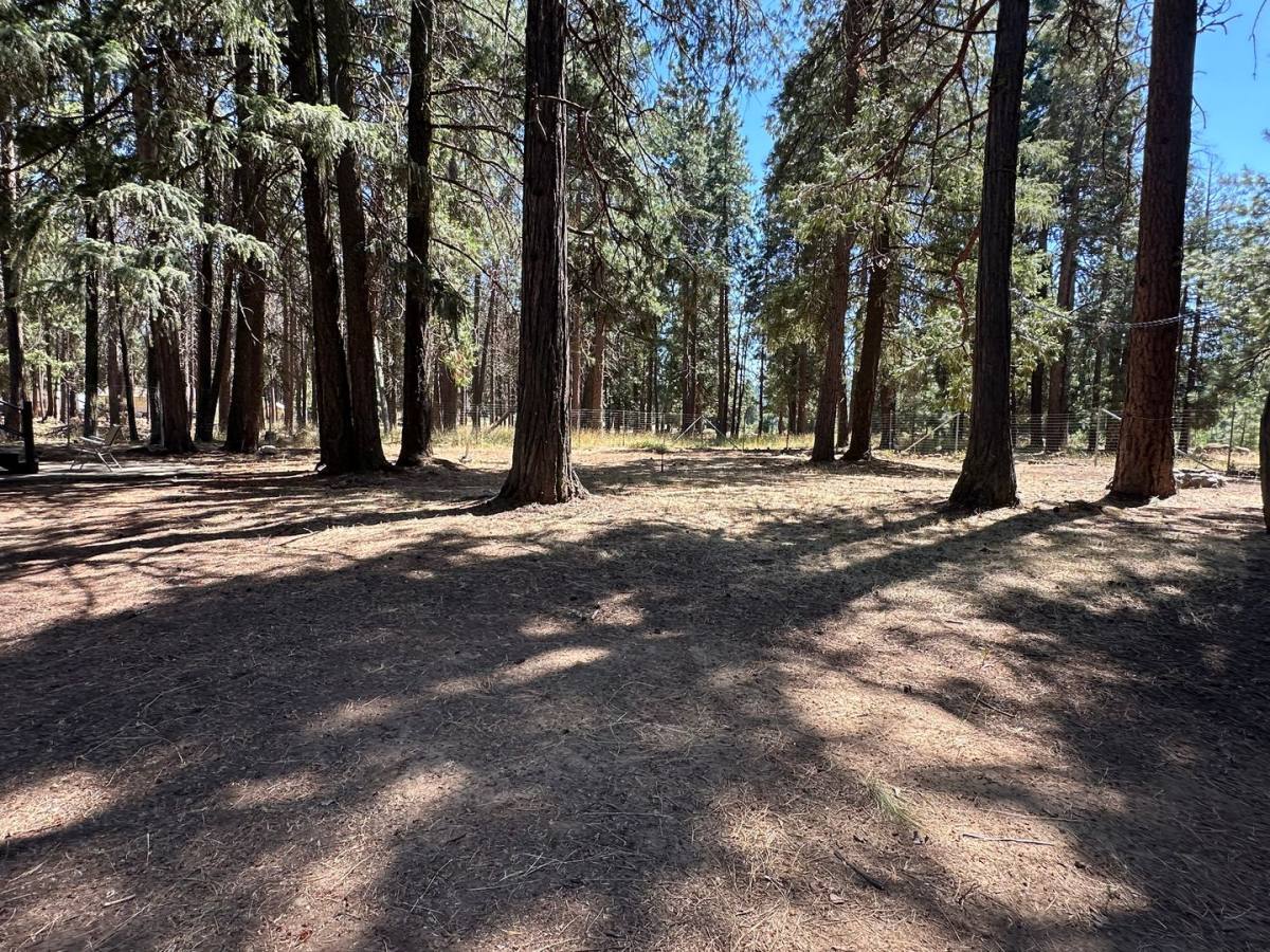 House for rent at 18406 Freight Rd Lane, Klamath Falls, OR 97601