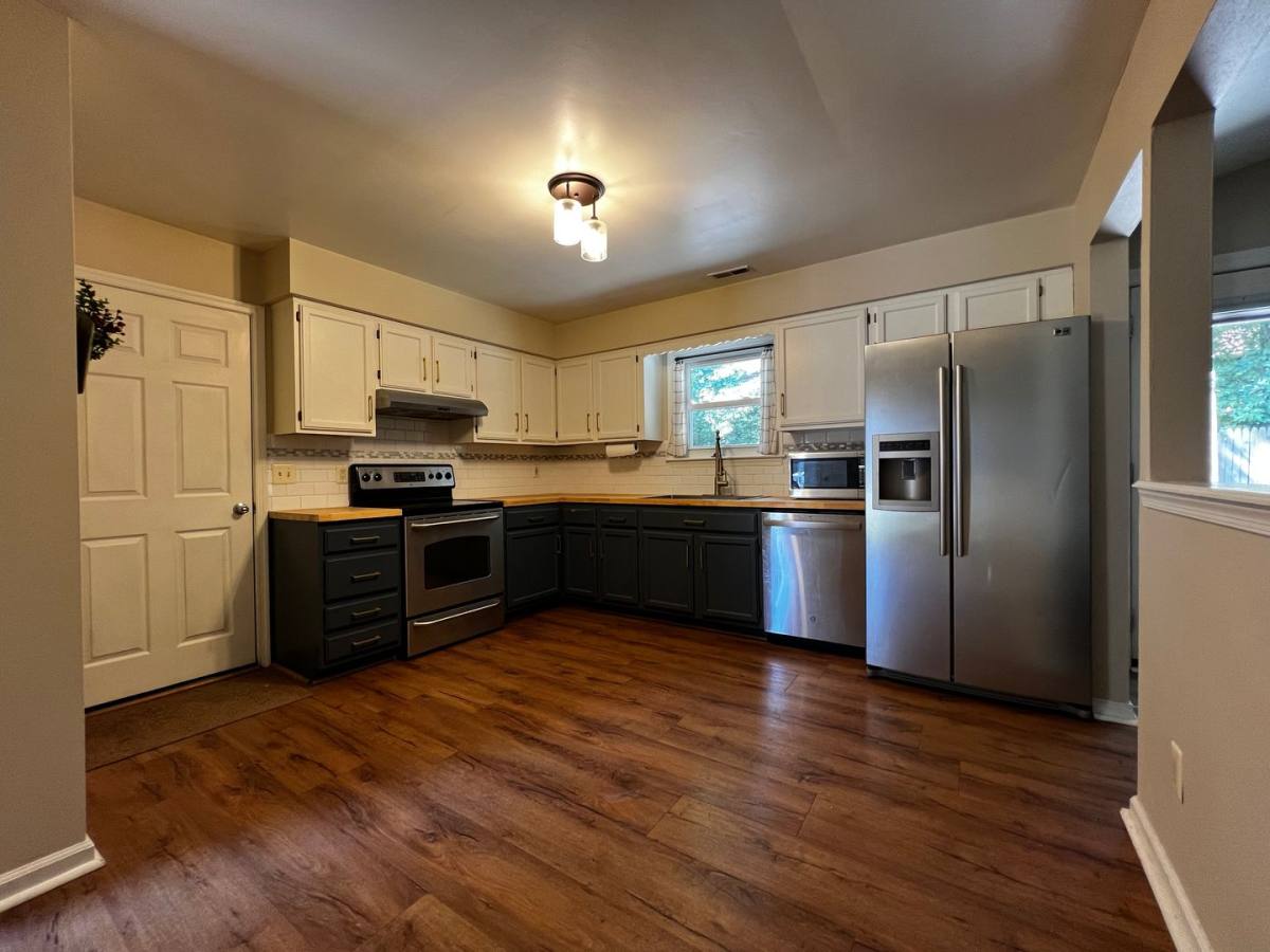 House for rent at 1594 Hummingbird Lane, Virginia Beach, VA 23454