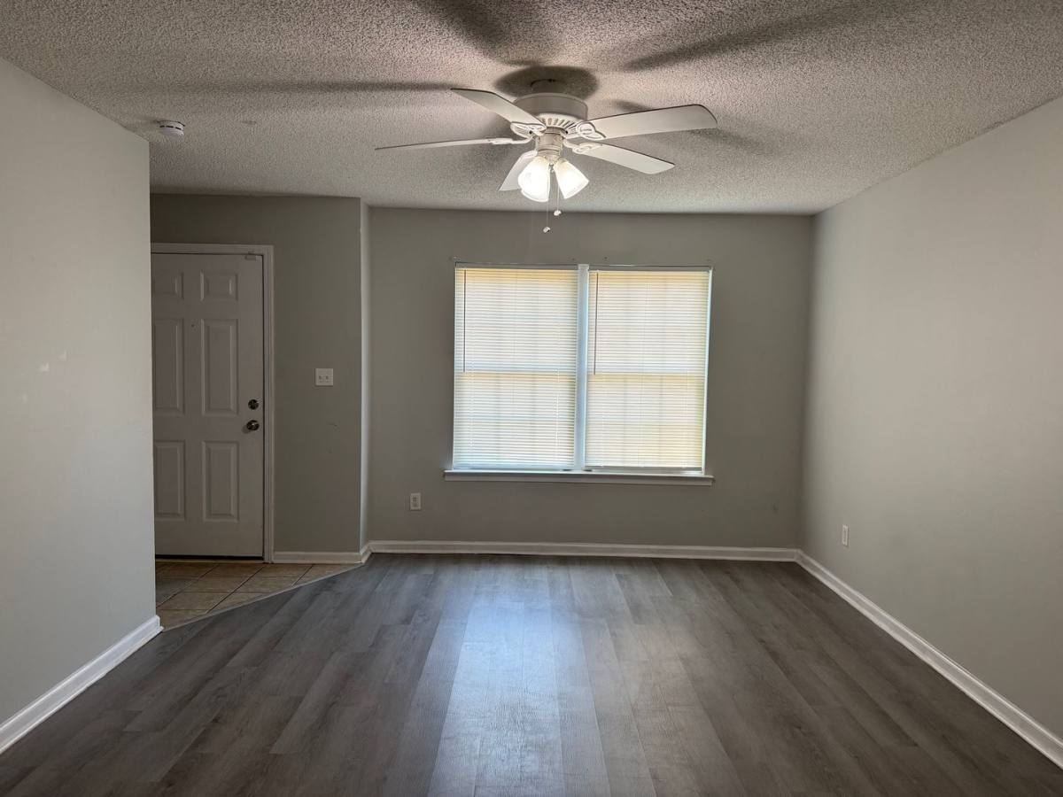 Apartment for rent at 2510 Barnesdale Way, Albany, GA 31707