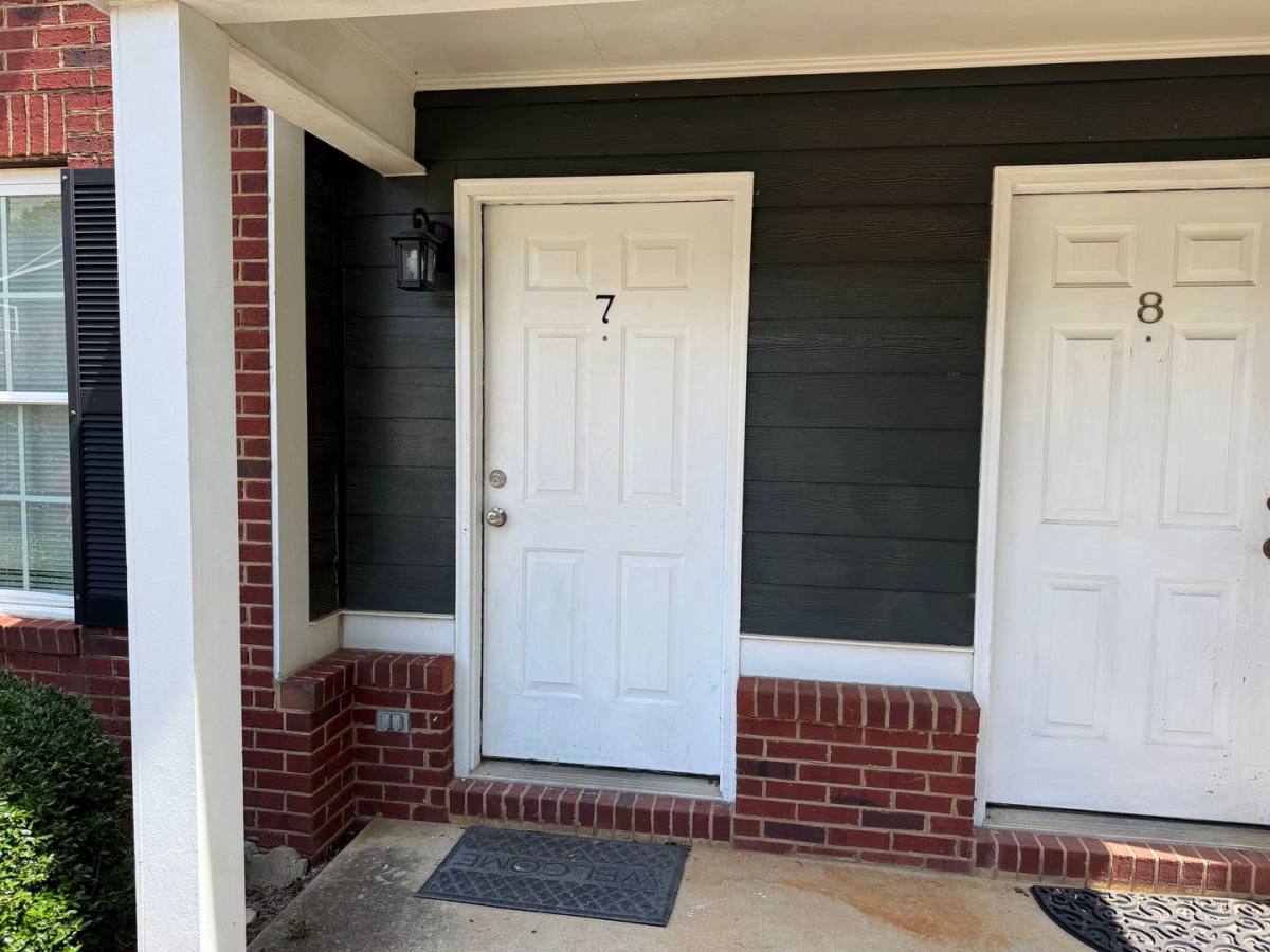 Apartment for rent at 2510 Barnesdale Way, Albany, GA 31707