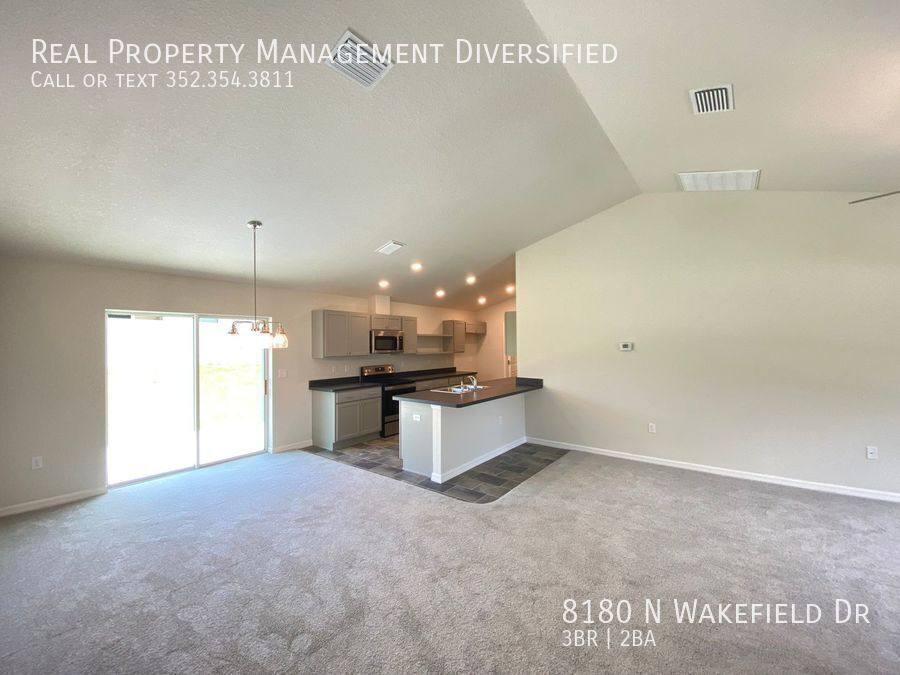 House for rent at 8180 N Wakefield Dr, Dunnellon, FL 34434