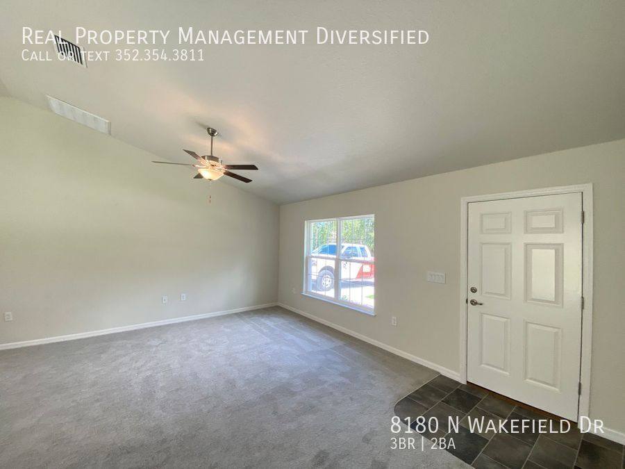 House for rent at 8180 N Wakefield Dr, Dunnellon, FL 34434