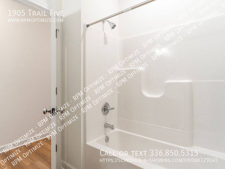 Apartment for rent at 1905 Trail Five, Burlington, NC 27215