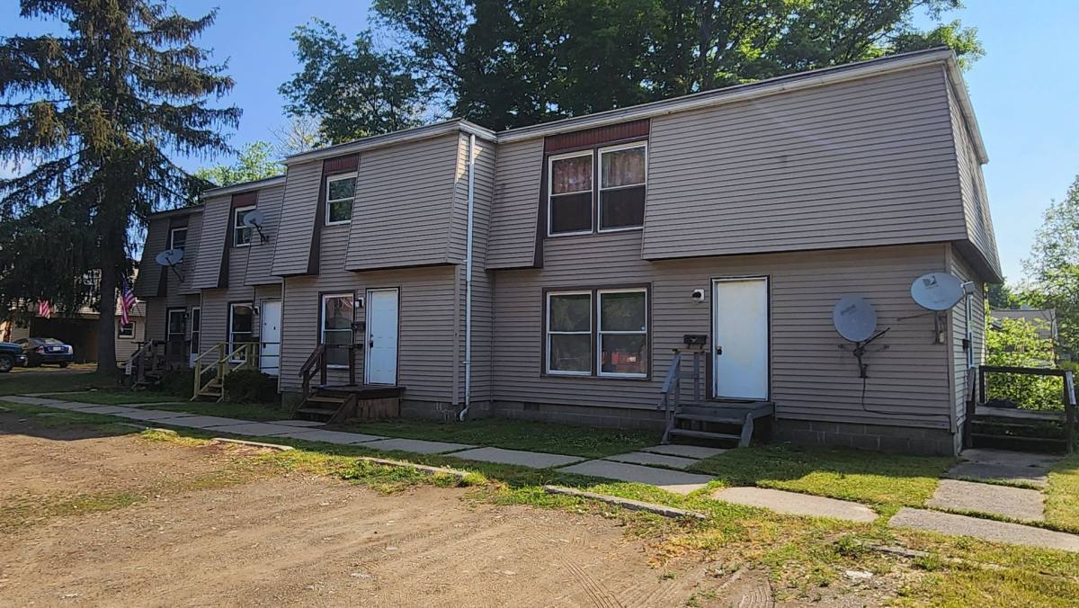 Apartment for rent at 39 Medbury Ave, Cuba, NY 14727