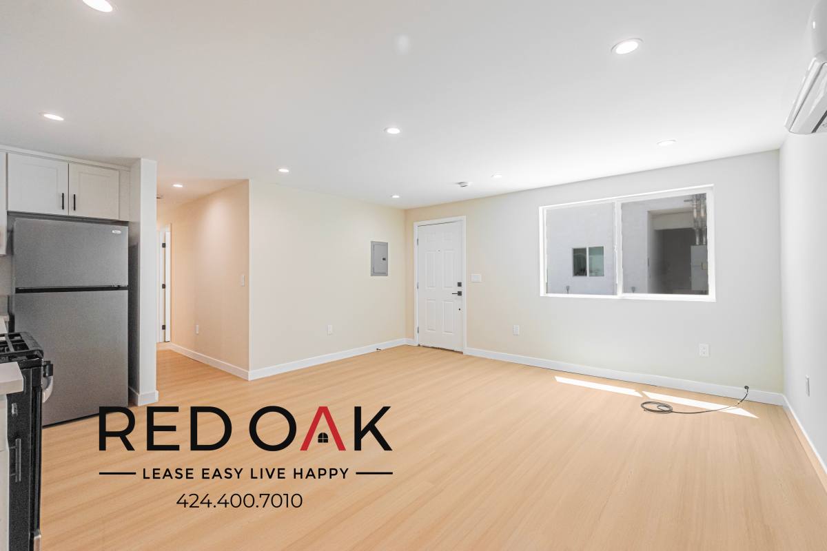Apartment for rent at 6210 10th Ave #24, Los Angeles, CA 90043