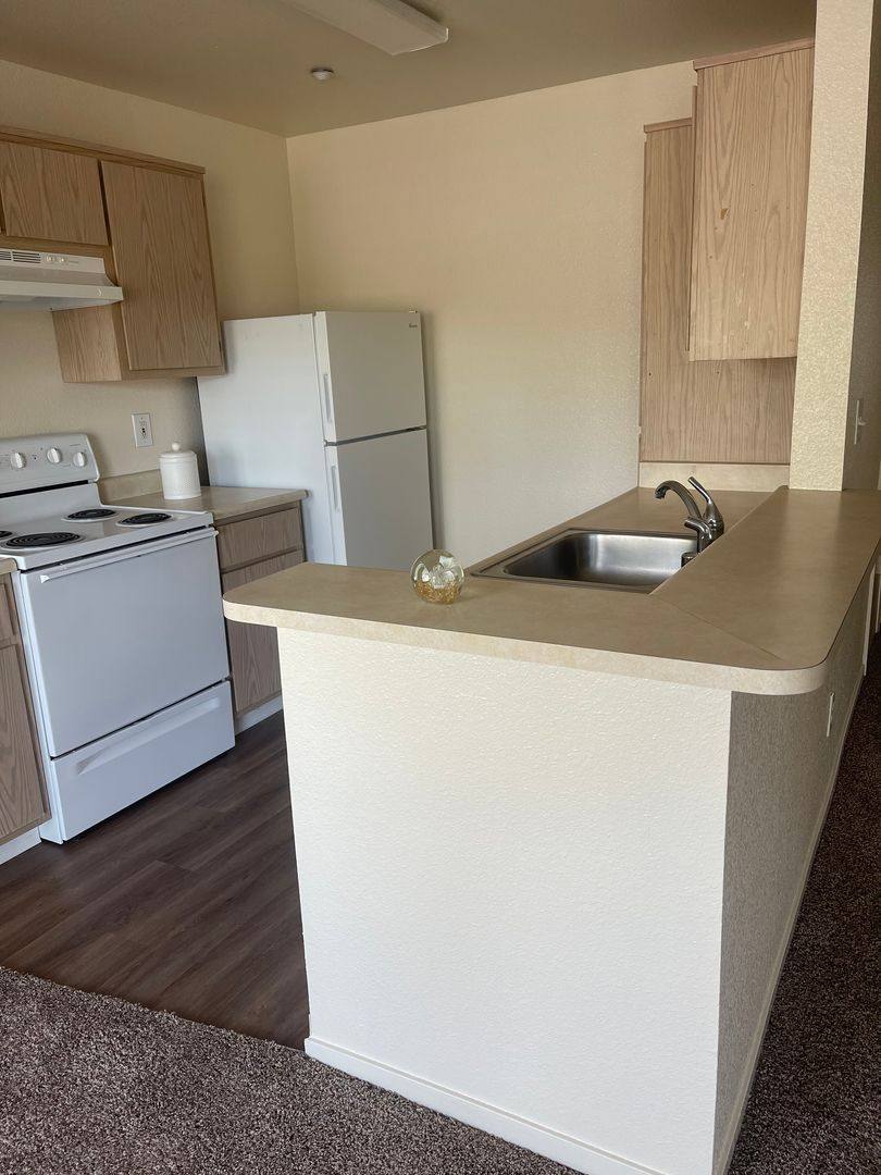 Apartment for rent at 2001 Eastwood Dr, Vacaville, CA 95687