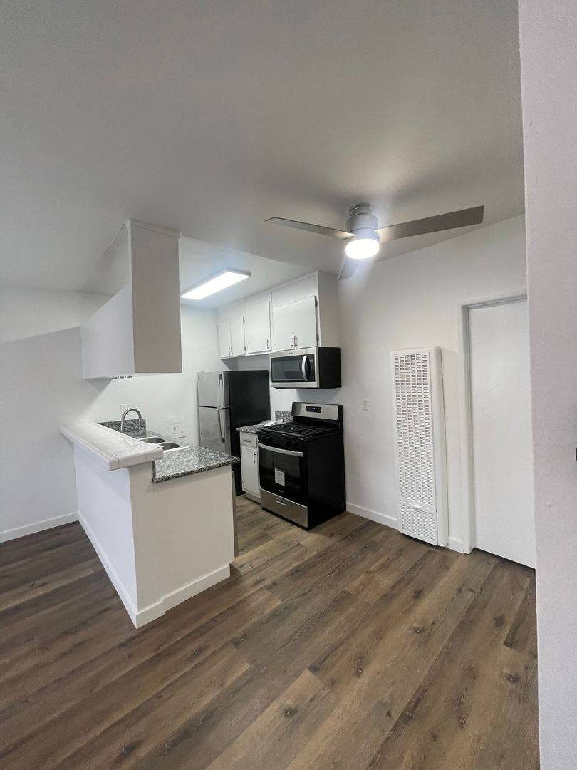 Apartment for rent at 1645 N Winona Blvd, Los Angeles, CA 90027