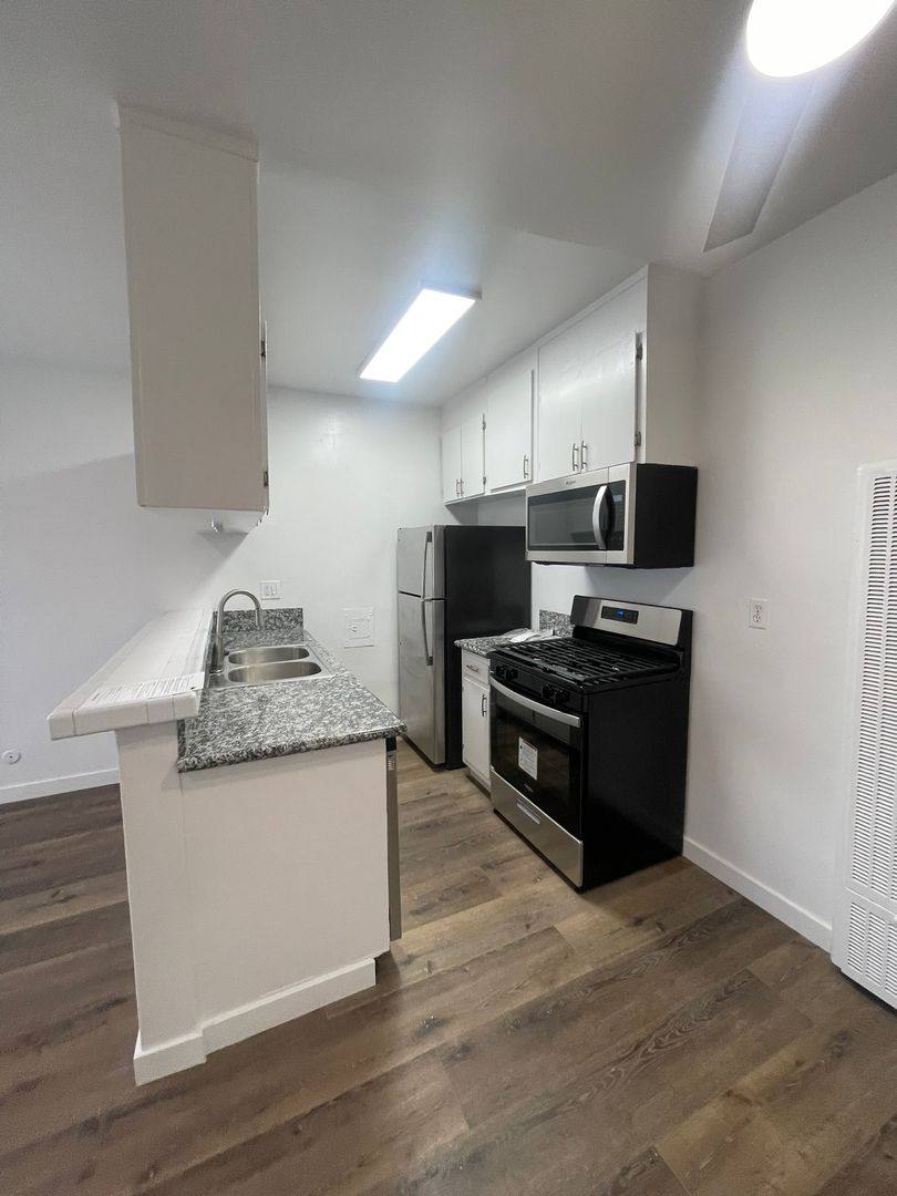 Apartment for rent at 1645 N Winona Blvd, Los Angeles, CA 90027