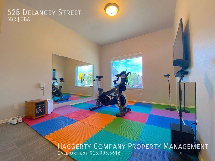 House for rent at 528 Delancey St, El Paso, TX 79938
