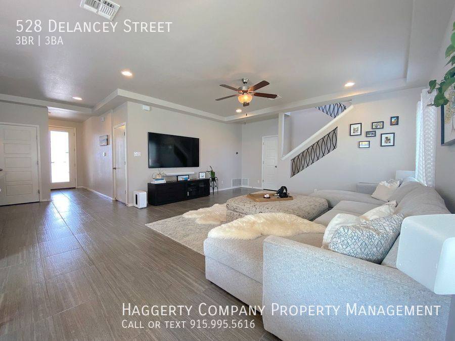 House for rent at 528 Delancey St, El Paso, TX 79938